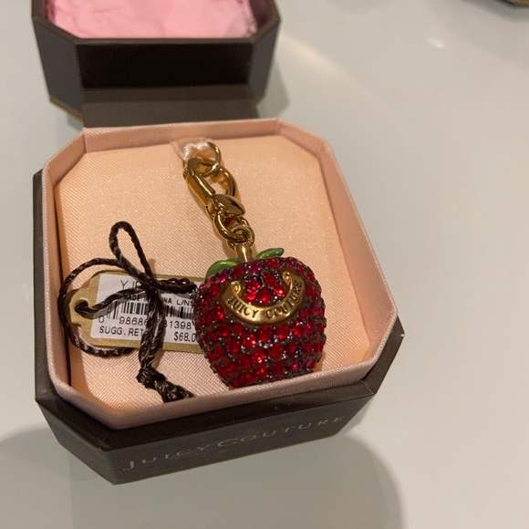 Juicy Couture Apple Charm - Picture 2 of 5